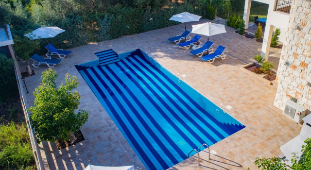 Serenity Villa with Private Pool - 200m to Sea or Beach