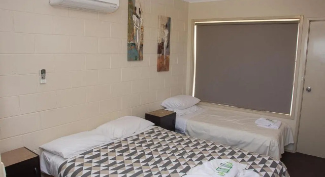 Трёхместный номер Standard The Swiss Motel