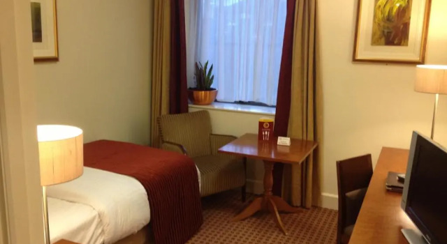 Одноместный номер Cassidys Hotel