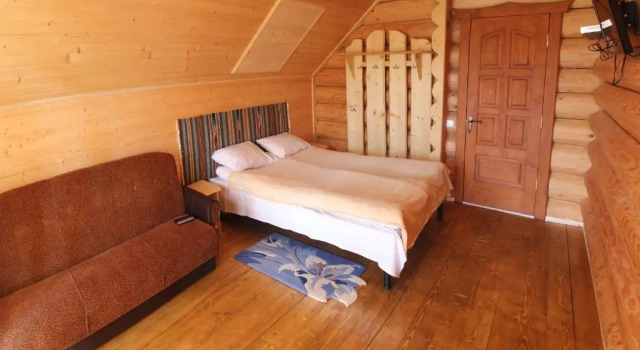 Коттедж с 2 комнатами Oksamit Resort