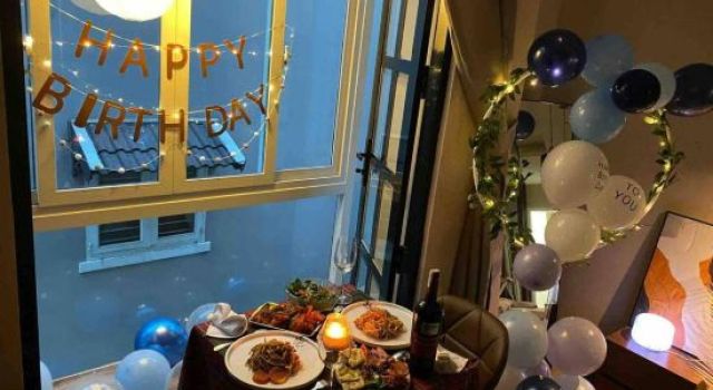 Wabi Sabi Saigon Hideout - Netflix & Bathtub District 1