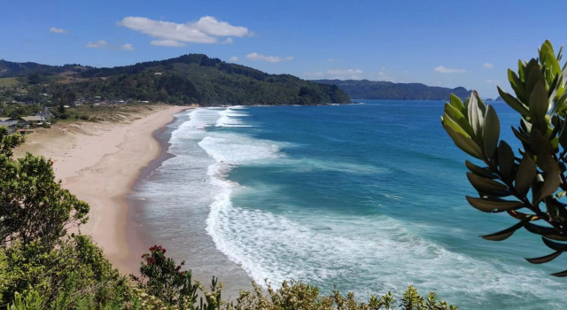 Paku Escape - Tairua Bach, Rezerwuj Hotel Tairua 