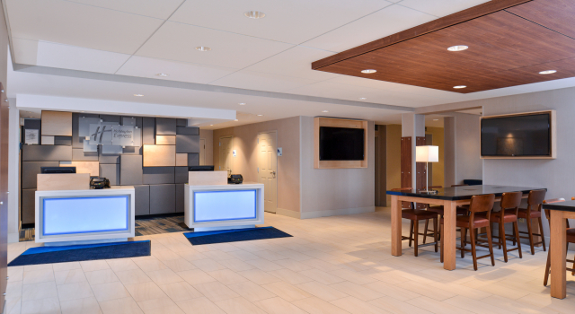 Holiday Inn Express Rochester - University Area by IHG, Забронировать Отель Рочестер Finger Lakes