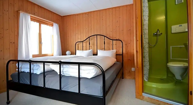 B&B Piz d'Err, Prenota Bed & breakfast Surava 