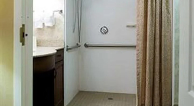 Четырёхместный номер Standard Staybridge Suites Pensacola Airport by IHG