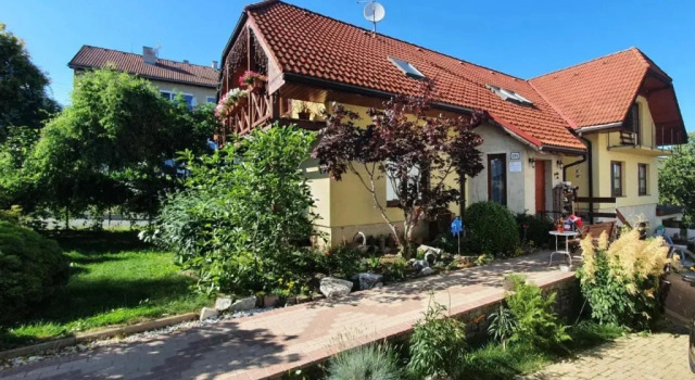 Privat ALMA, Rezervovat Hotel Hotely v Prešovský kraj s parkováním, Parkování