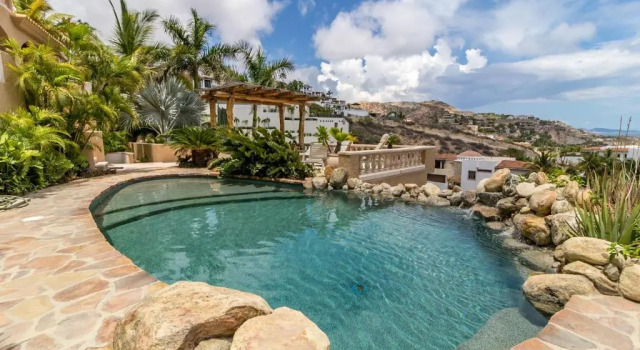 Вилла Vista Hermosa Overlooks Sea From Every Room