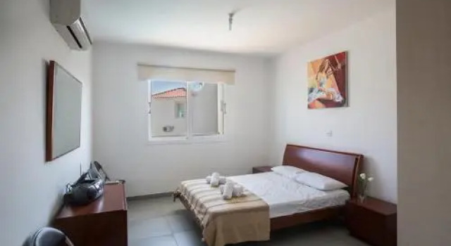 Enjoy a Holiday of a Lifetime Renting Your Own Holiday Apartment in Paralimni, Paralimni Apartment 1214