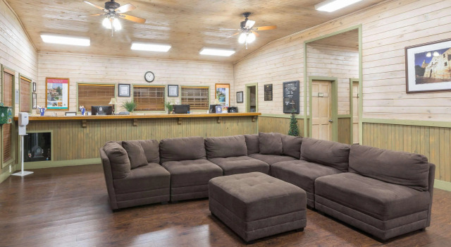 Travelodge Inn & Suites by Wyndham San Antonio Airport, Rezerwuj Hotel San Antonio Bexar County