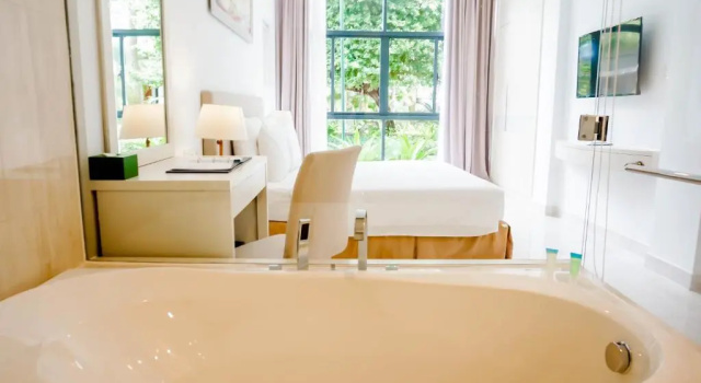 Номер Standard с 2 комнатами с балконом CostaBella Resort Nha Trang