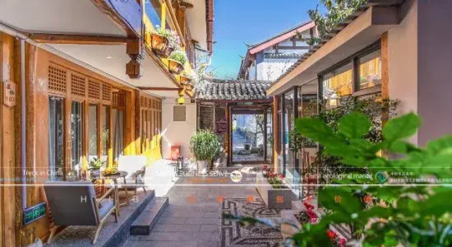 Sunrise_Zhaohui Senshi Secret Garden Courtyard, Забронировать Отель Лицзян Юньнань, рядом с Улица Сквер-стрит Древнего города Даянь