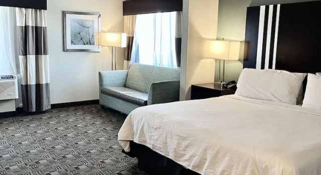 Двухместный номер Standard Holiday Inn Express & Suites Carlsbad Beach by IHG