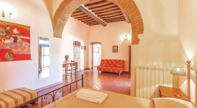 Awesome Home in Arezzo With 6 Bedrooms, Wifi and Outdoor Swimming Pool, Book Hotel Hotels in Arezzo with a Pool, Swimming Pool