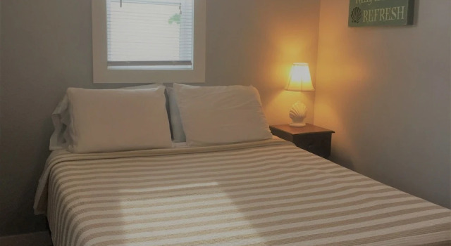 Коттедж Drakes Island Resort & Cottages