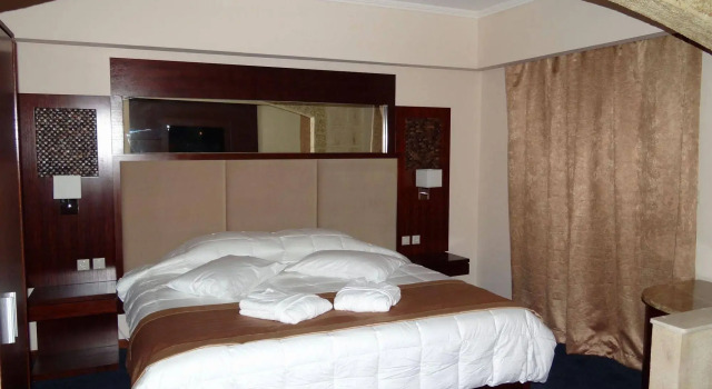Leros Princess, Prenota Hotel Alinda Partheni