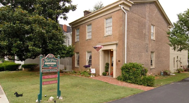 Hall Place Bed and Breakfast, Book Hotel Glasgow Kentucky