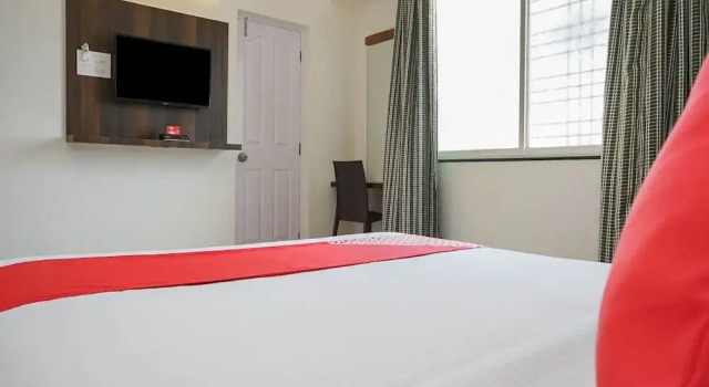 Hotel Twin Tower 2 By OYO Rooms