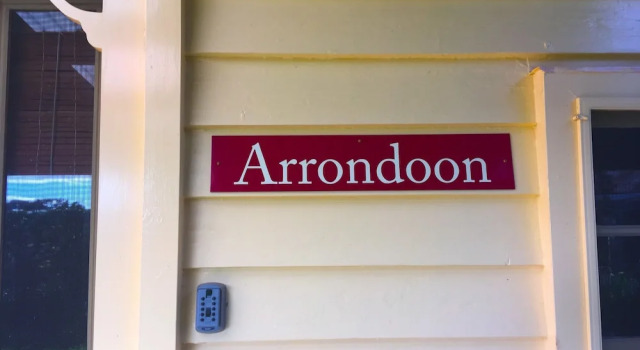 Cherry Plum Cottages, Prenota Hotel Port Fairy Victoria