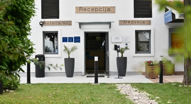Campsite & Holiday Resort Medveja Apartments
