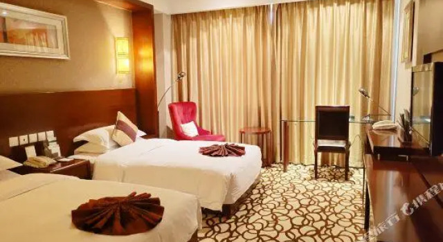Люкс Executive Dynasty International Hotel Kunming