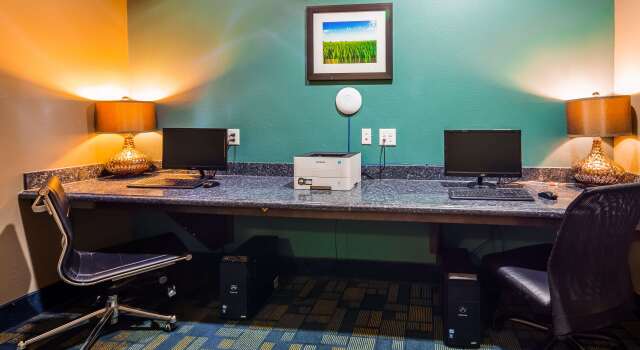 Best Western Plus Carrizo Springs Inn & Suites, Rezerwuj Hotel Carrizo Springs 