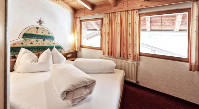 Summit Residence, Rezerwuj Hotel Hotele w Tyrol z parkingiem, Parking