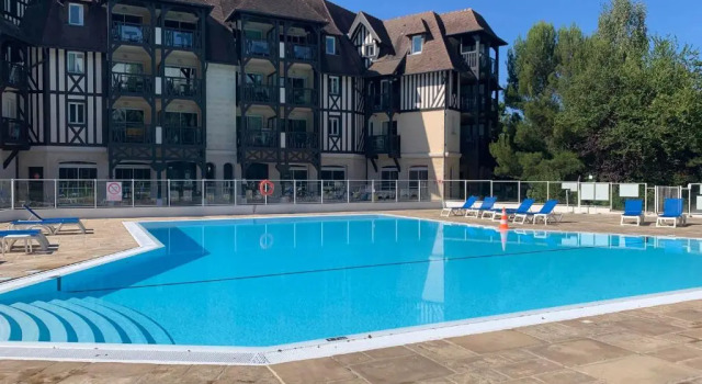 Апартаменты Le Loft Du Golf De Deauville