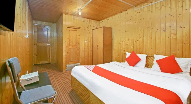 OYO 6032 Hotel Marina, Varaa Hotelli Gulmarg 