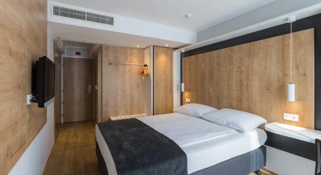 Одноместный номер Standard M Hotel