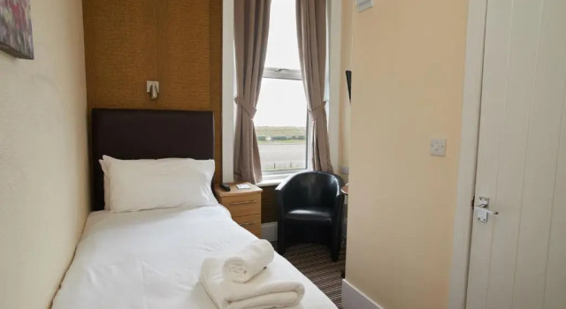 Одноместный номер Standard Palm Court Hotel