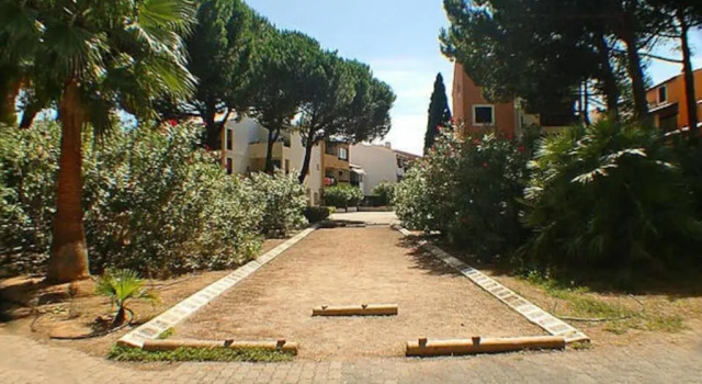 Studio cabine climatisé rez de jardin plage 150m Boucanet, Book Apartment Le Grau-du-Roi Camargue
