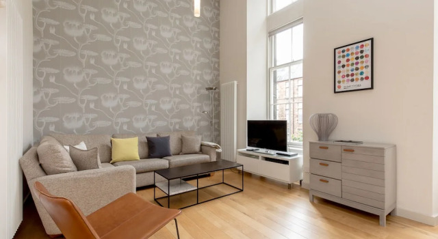 424 - Simpson's Loan Duplex Apartment, Забронировать Апартаменты/квартира Эдинбург Midlothian, рядом с Национальный музей Шотландии