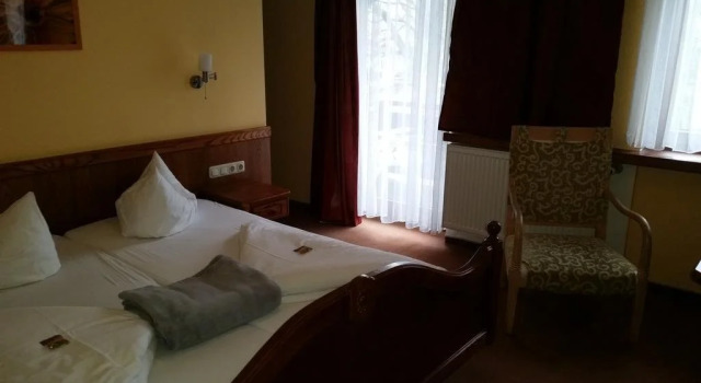 Kurparkhotel, Rezervovat Hotel Hotely v Bavorsko s parkováním, Parkování