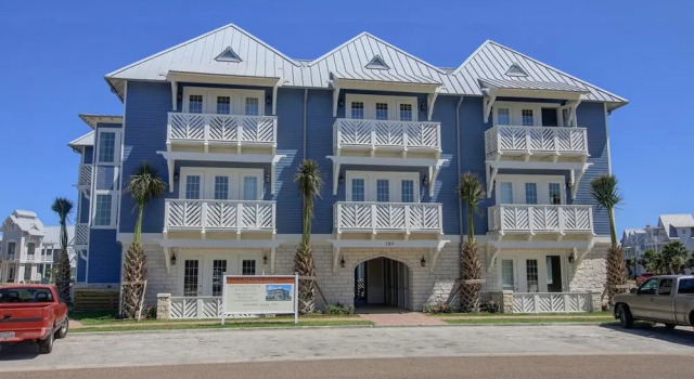 Cinnamon Shore- Pelican Point TC 10202, Забронировать Отель Отели Mustang Island с бассейном, Бассейн