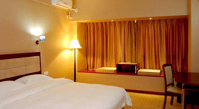 Xiamen Tenhua Hotel, Book Hotel Huli 