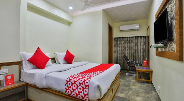 OYO 17117 Hotel Rainbow, Rezerwuj Hotel Hotele w Gujarat ze śniadaniem, Śniadanie