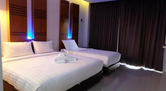 Трёхместный номер Standard с балконом Rimnatee Resort Trang