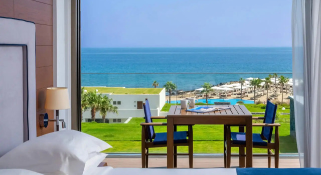 Вилла с собственным бассейном Presidential с 3 комнатами с видом на море Nana Princess Suites Villas & Spa
