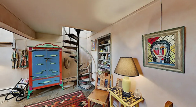 Steps To Plaza! 2 Downtown Casitas by Inger Jirby Duplex, Забронировать Дом для отпуска Таос Таос-Ски-Вэлли, рядом с Kakawa Chocolate House