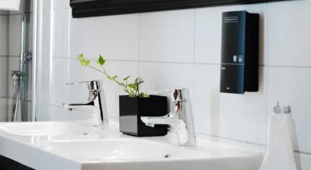 Полулюкс Home Hotel Smedjan