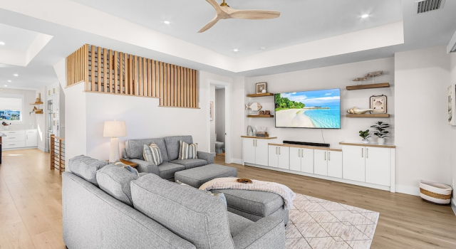 211 Ostego - Island Time 4 Bedroom Home, Забронировать Дом для отпуска Отели в центре Форт-Майерс-Бич, в центре