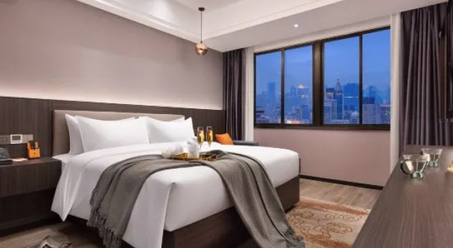 Двухместный семейный люкс Hantang Hotel (Erqi Square Zhengzhou Railway Station East Square Branch)