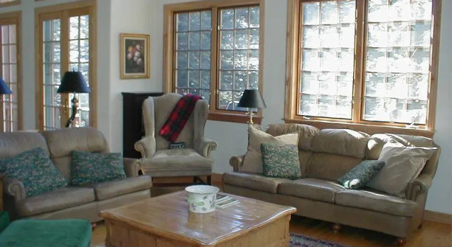 421 West Beaver Dam Circle