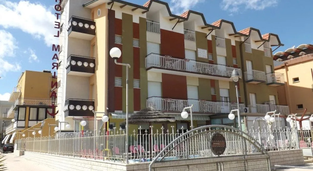 Hotel Marina