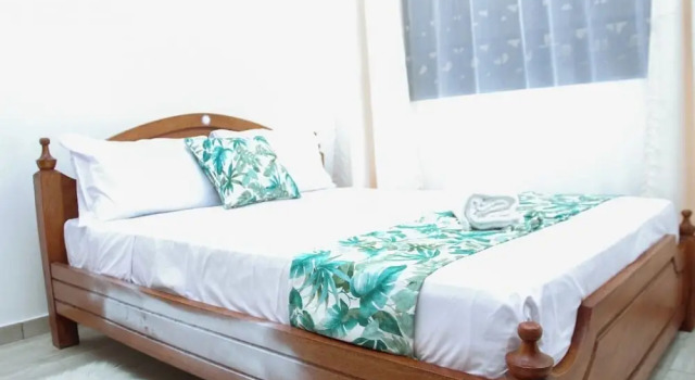 Апартаменты Comfort Casey's Apartments Bamburi