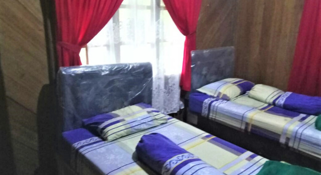 Lembah Biru Lagoon, Book Hotel Hotels in Sulawesi with Parking, Parking