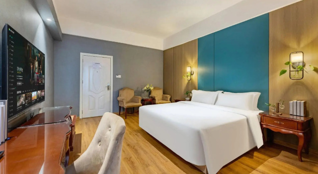 Bafang Hotel Chain (Zhanjiang Suixi Quanfeng Plaza), Boek Hotel Hotels in Guangdong met parkeren, Parkeren