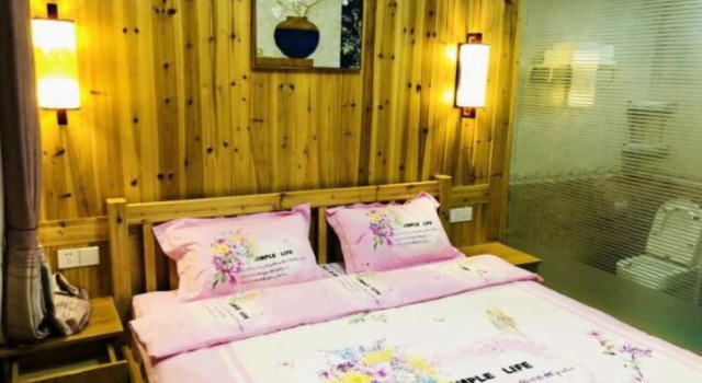 Номер Superior Zhangjiajie Yunqi Inn