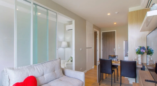 1 Bdr Apartment at Bangtao Beach (900m), Забронировать Апартаменты/квартира Отели Южного Таиланда с парковкой, Парковка