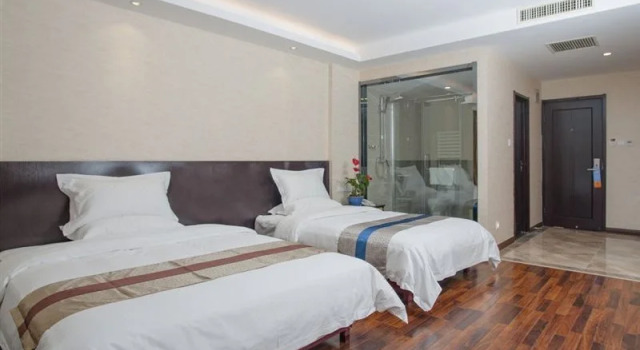 Jtour Inn, Prenota Hotel Hotel a Shandong con parcheggio, Parcheggio